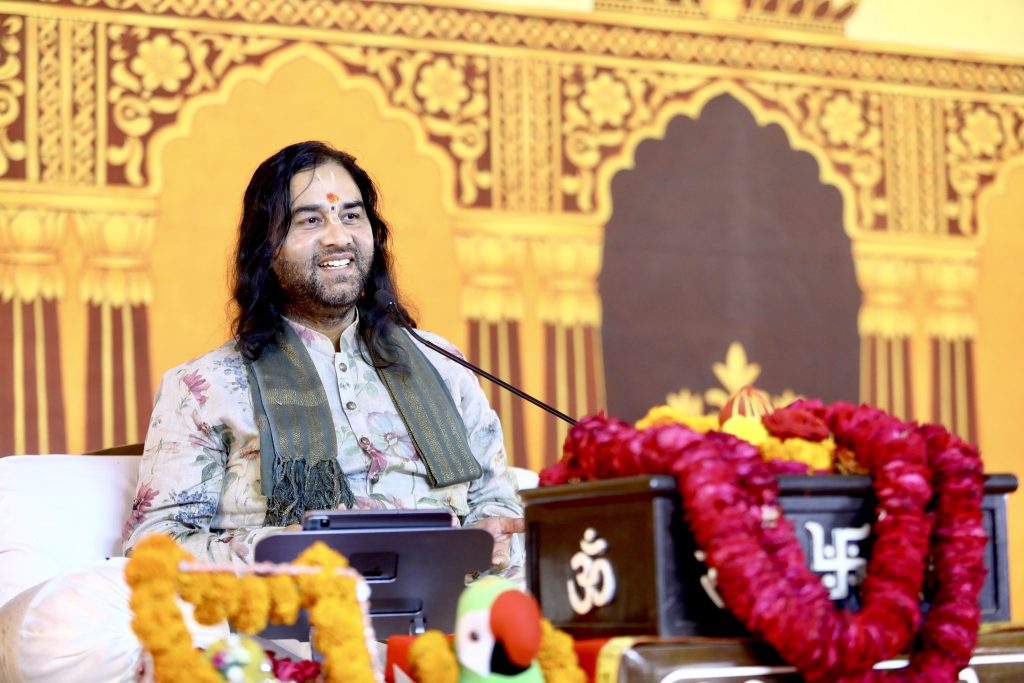 देहरादून में श्रीमद्भागवत कथा षष्ठम दिवस में गोवर्धन लीला का वर्णन